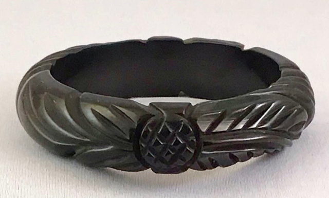 BB146 greenish black carved bangle